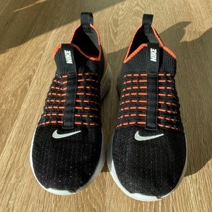 Nike React Phantom Run Flyknit 2 sz9